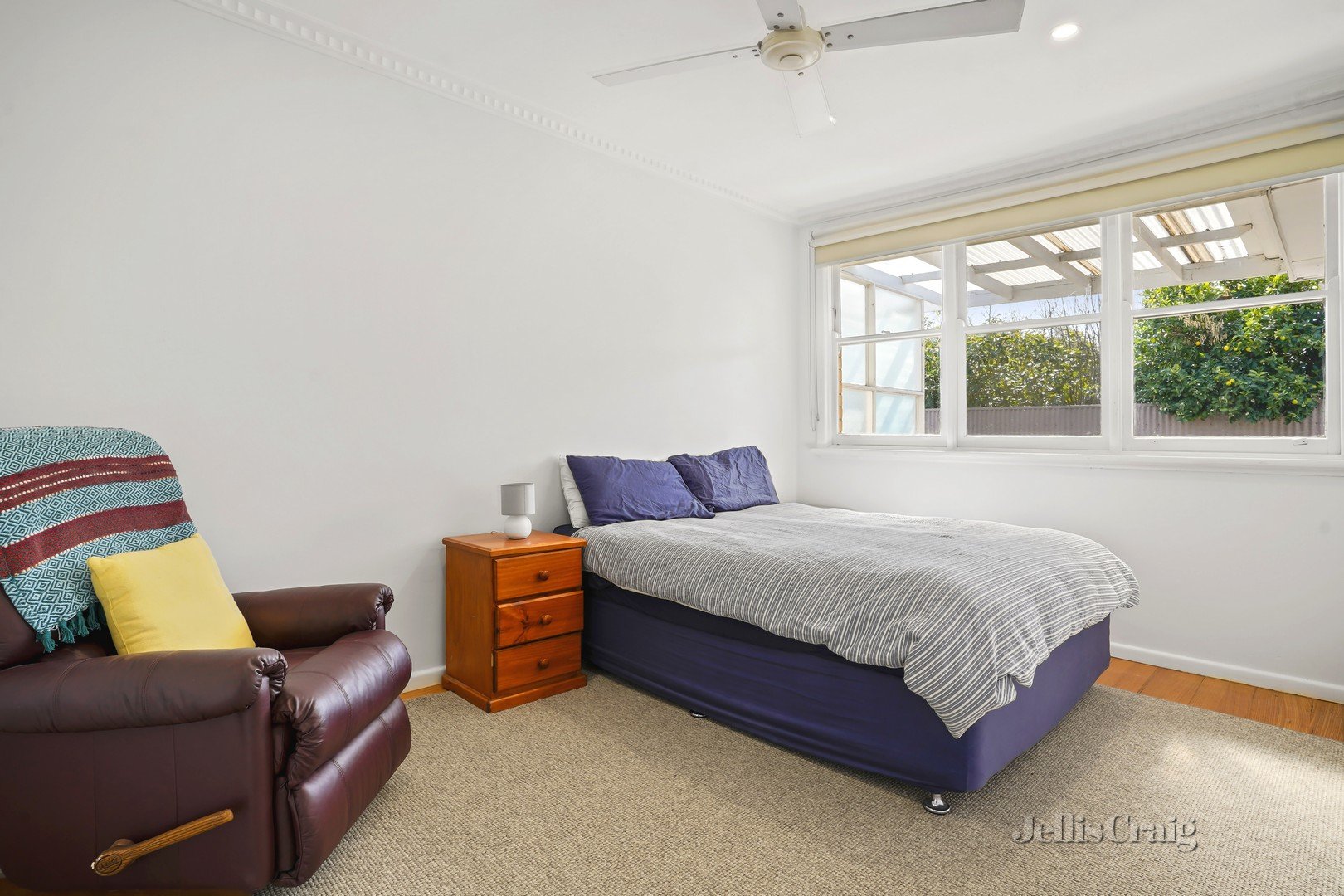 2/159 Warrigal Road, Cheltenham image 4