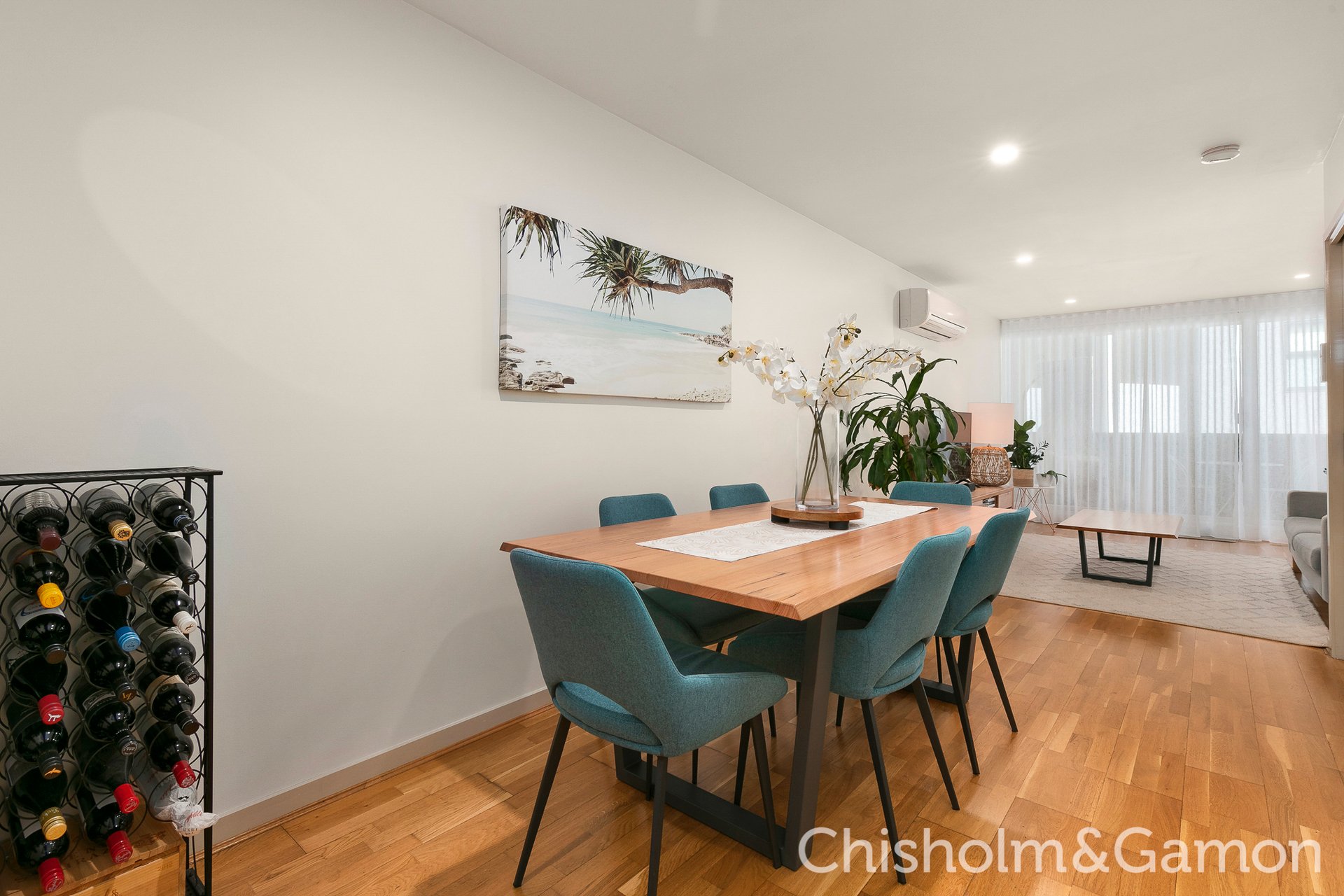 215/99 Nott Street, Port Melbourne image 3