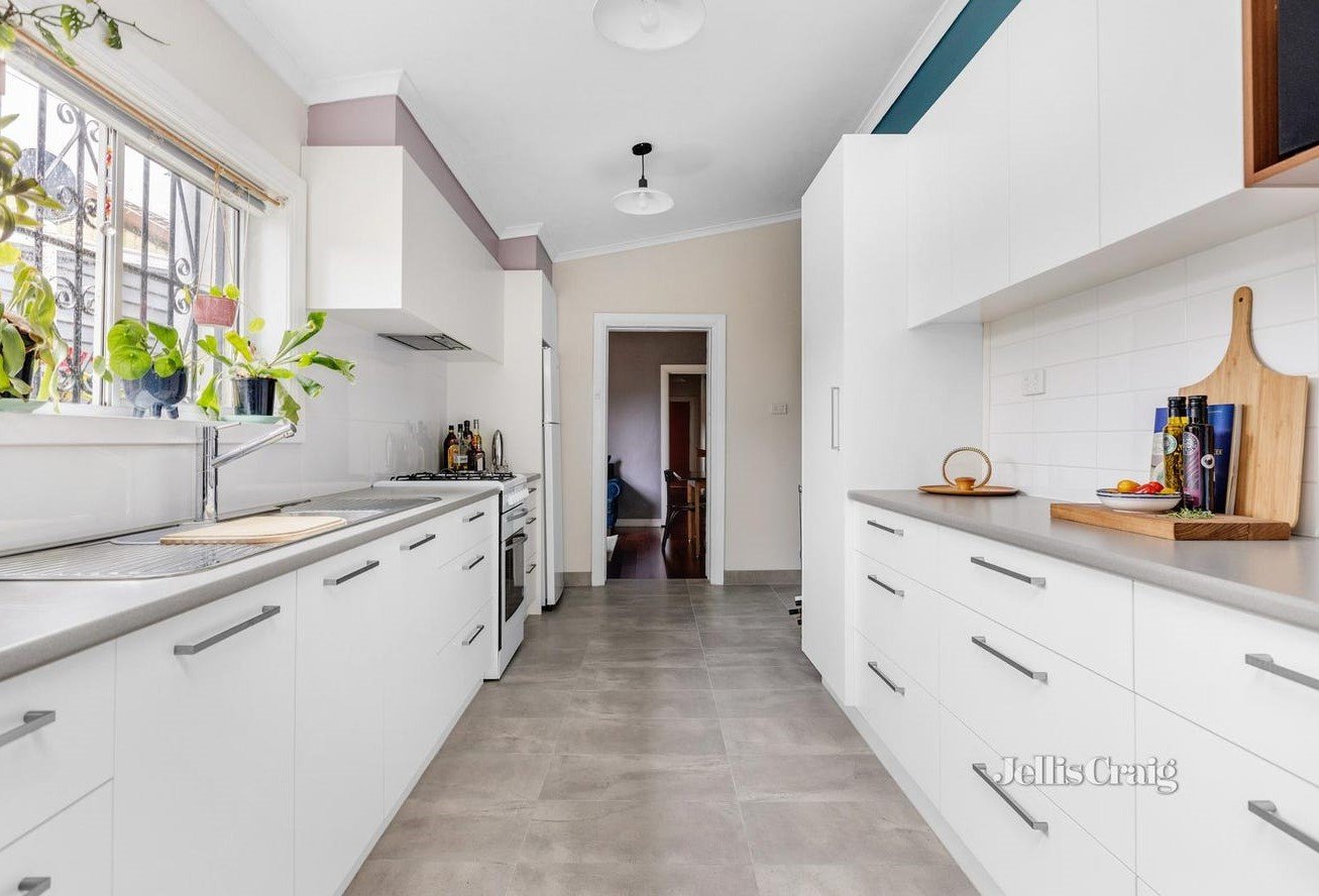 216 Albert Street, Brunswick image 3