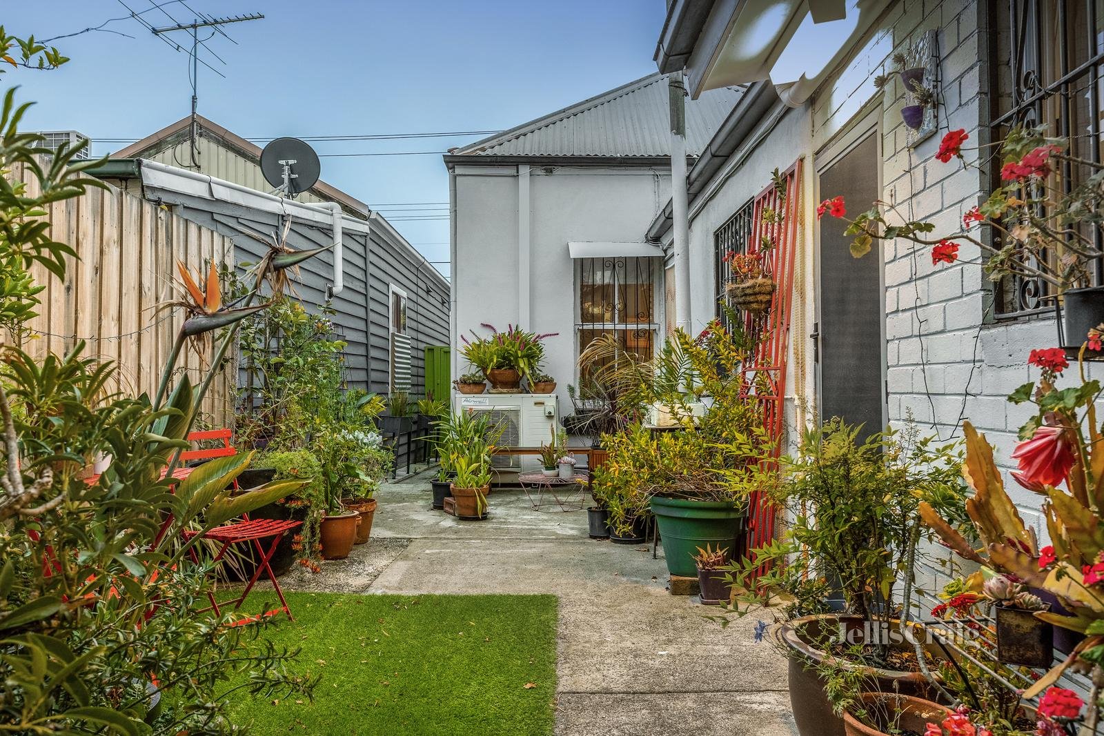 216 Albert Street, Brunswick image 4