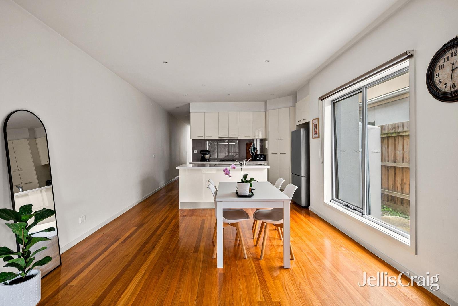 2/16 Andrews Street, Spotswood image 4