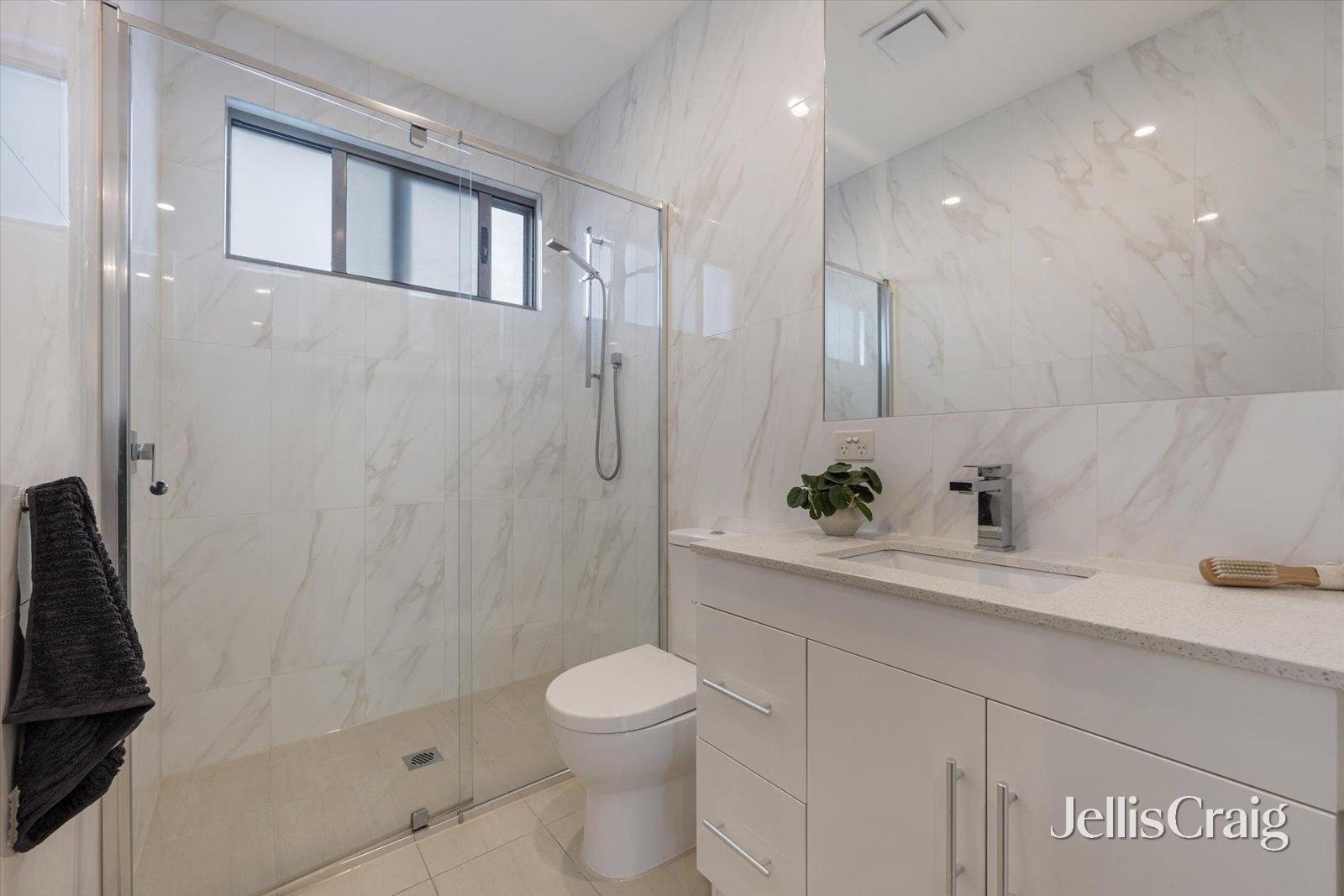 2/16 Browns Road, Bentleigh&nbsp;East image 7
