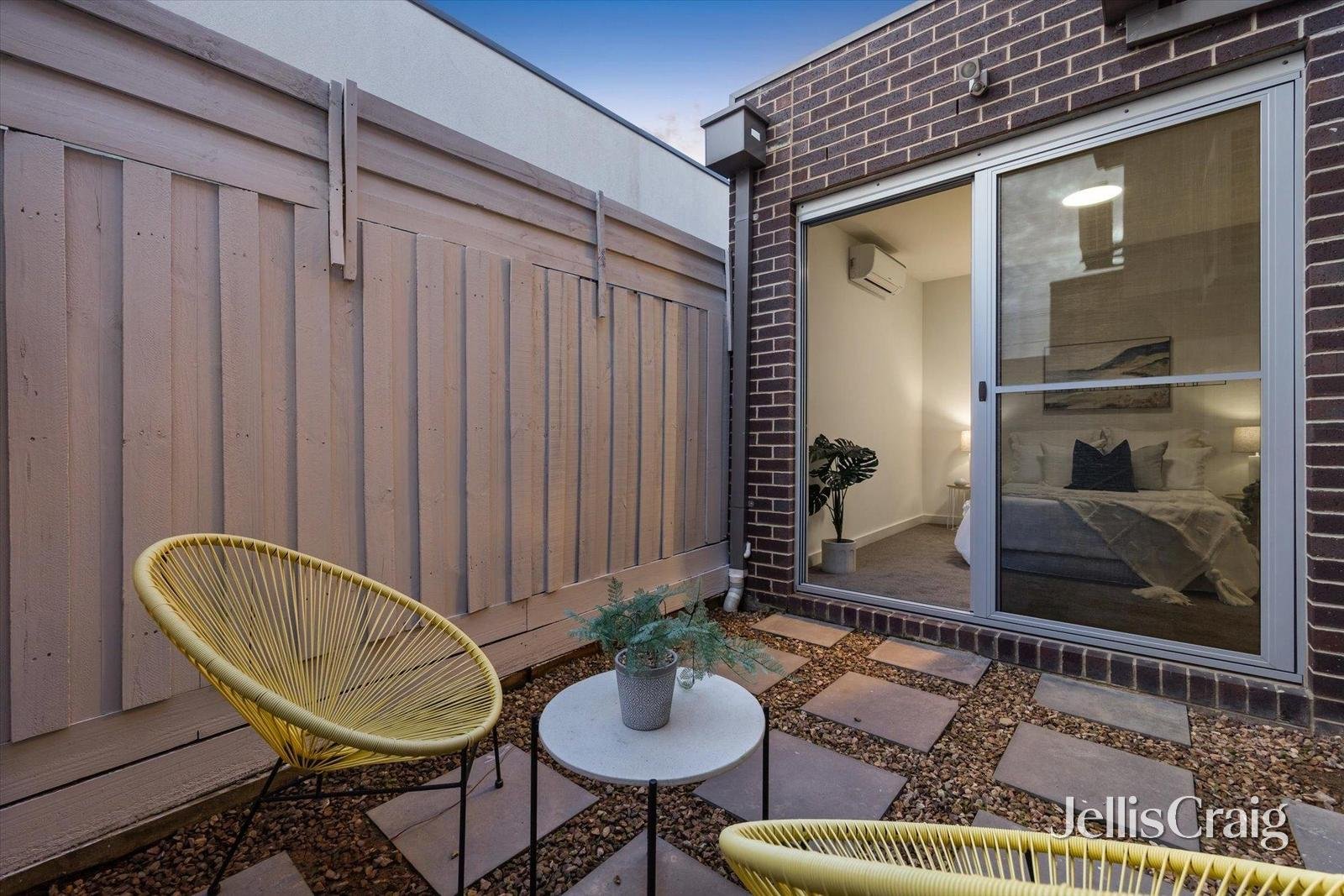 2/16 Browns Road, Bentleigh&nbsp;East image 9