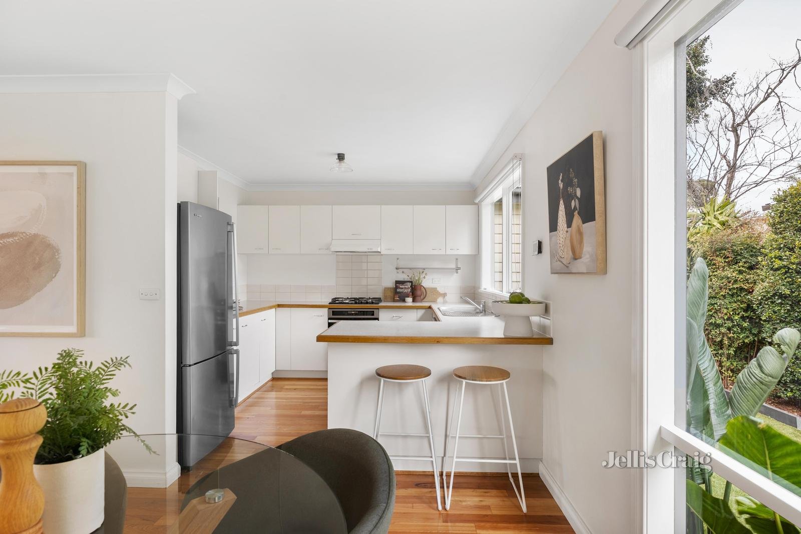 2/16 Buena Vista Drive, Montmorency image 5