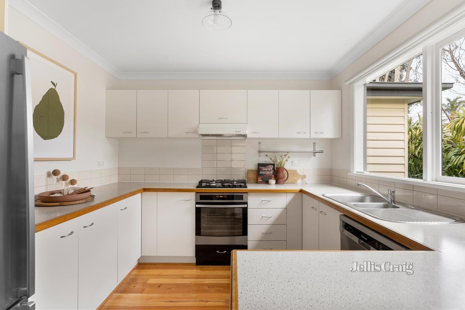 2/16 Buena Vista Drive, Montmorency image 6