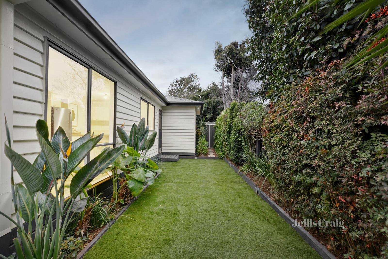 2/16 Buena Vista Drive, Montmorency image 13