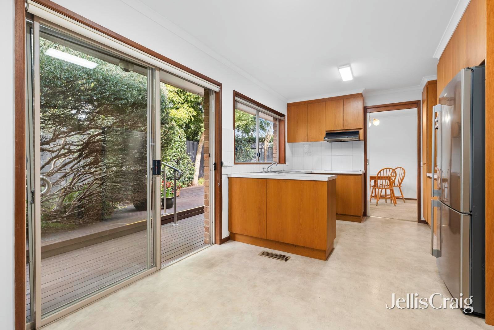 2/16 Cheviot Road, Mount&nbsp;Waverley image 5