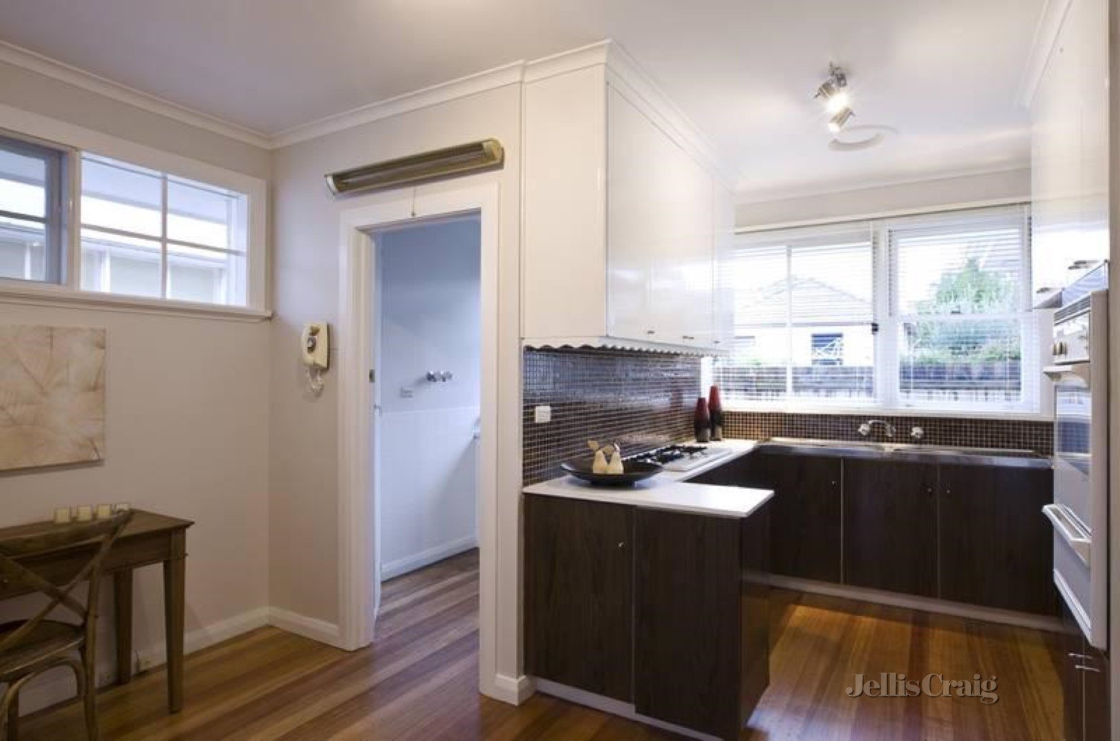 2/16 Dundonald Avenue, Malvern&nbsp;East image 3