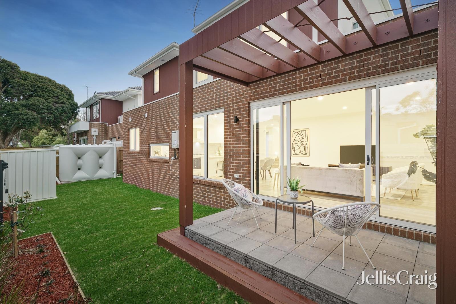 2/16 Flower Street, Ferntree Gully image 12