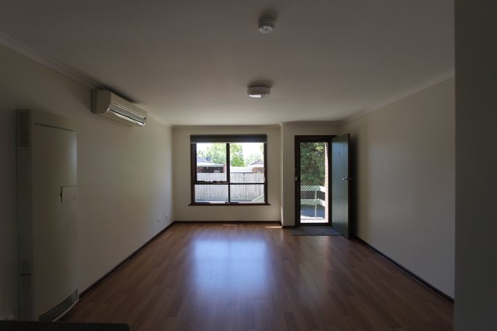 2/16 Gladstone Street, Lilydale image 5