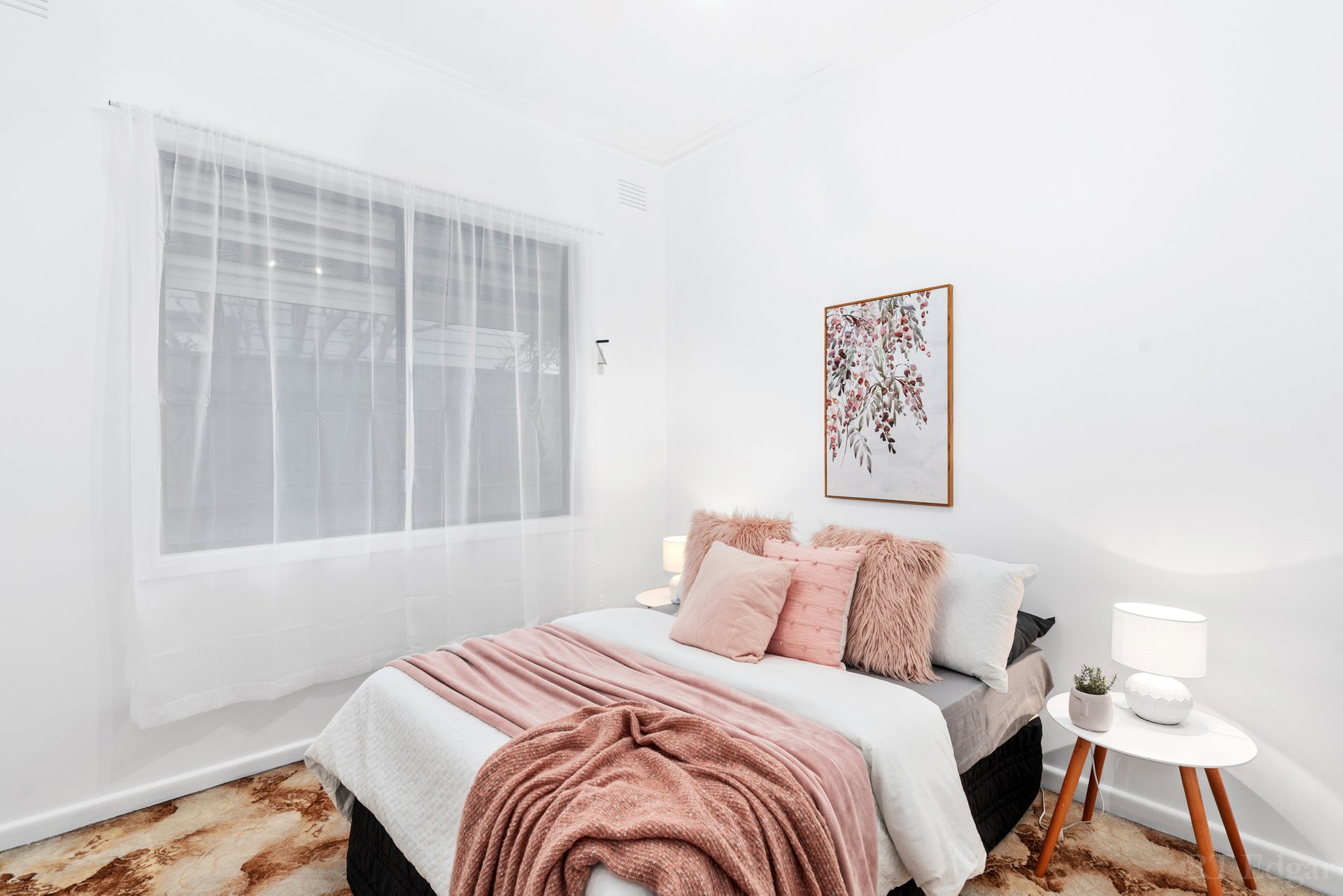 Property Gallery Thumbnail 3