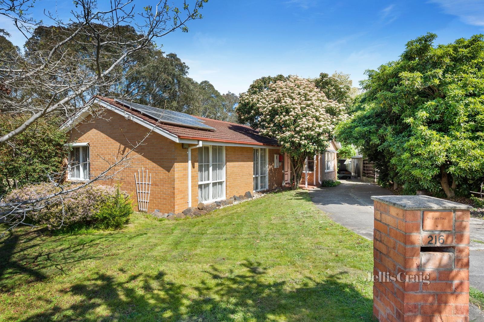 216 Greenwood Drive, Bundoora image 1