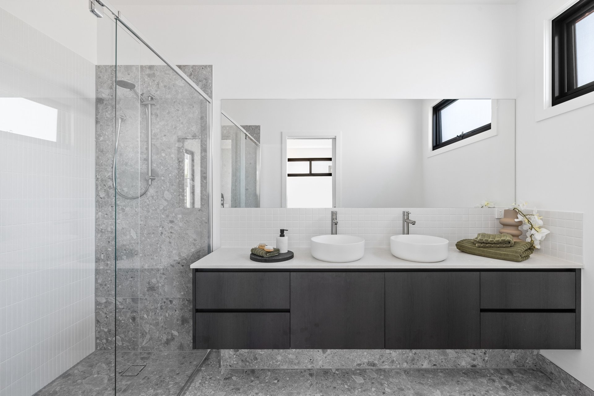 Property Gallery Thumbnail 12