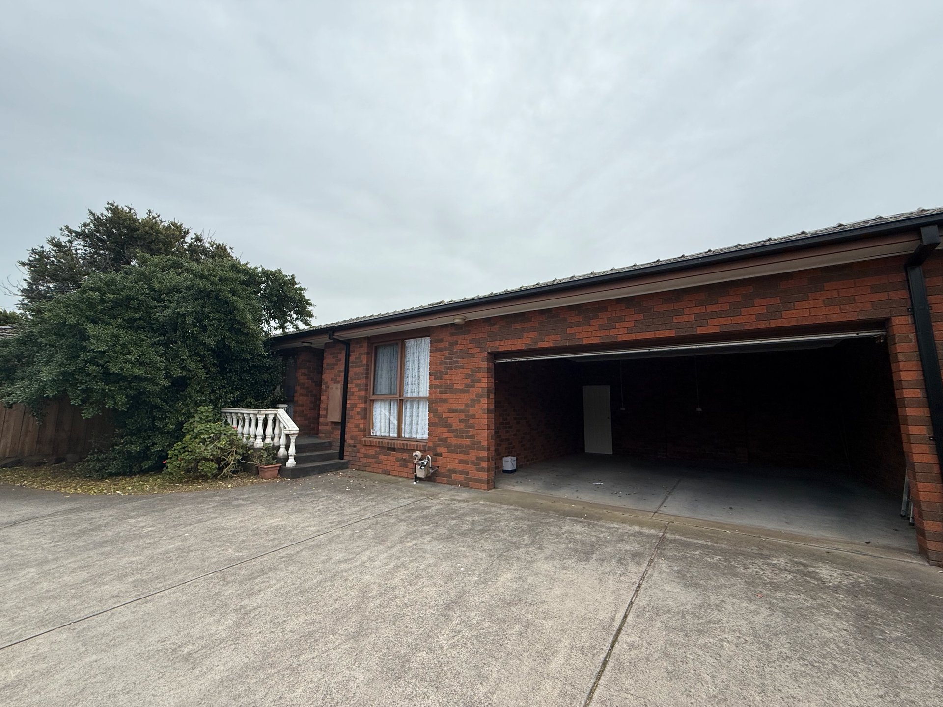 2/16 Herald Street, Cheltenham image 10
