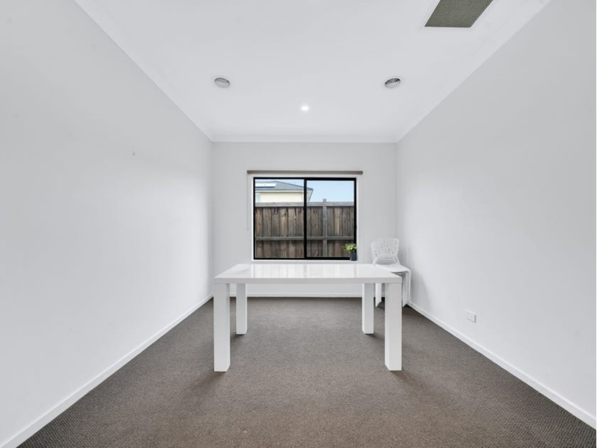 216 Hummingbird Boulevard TARNEIT