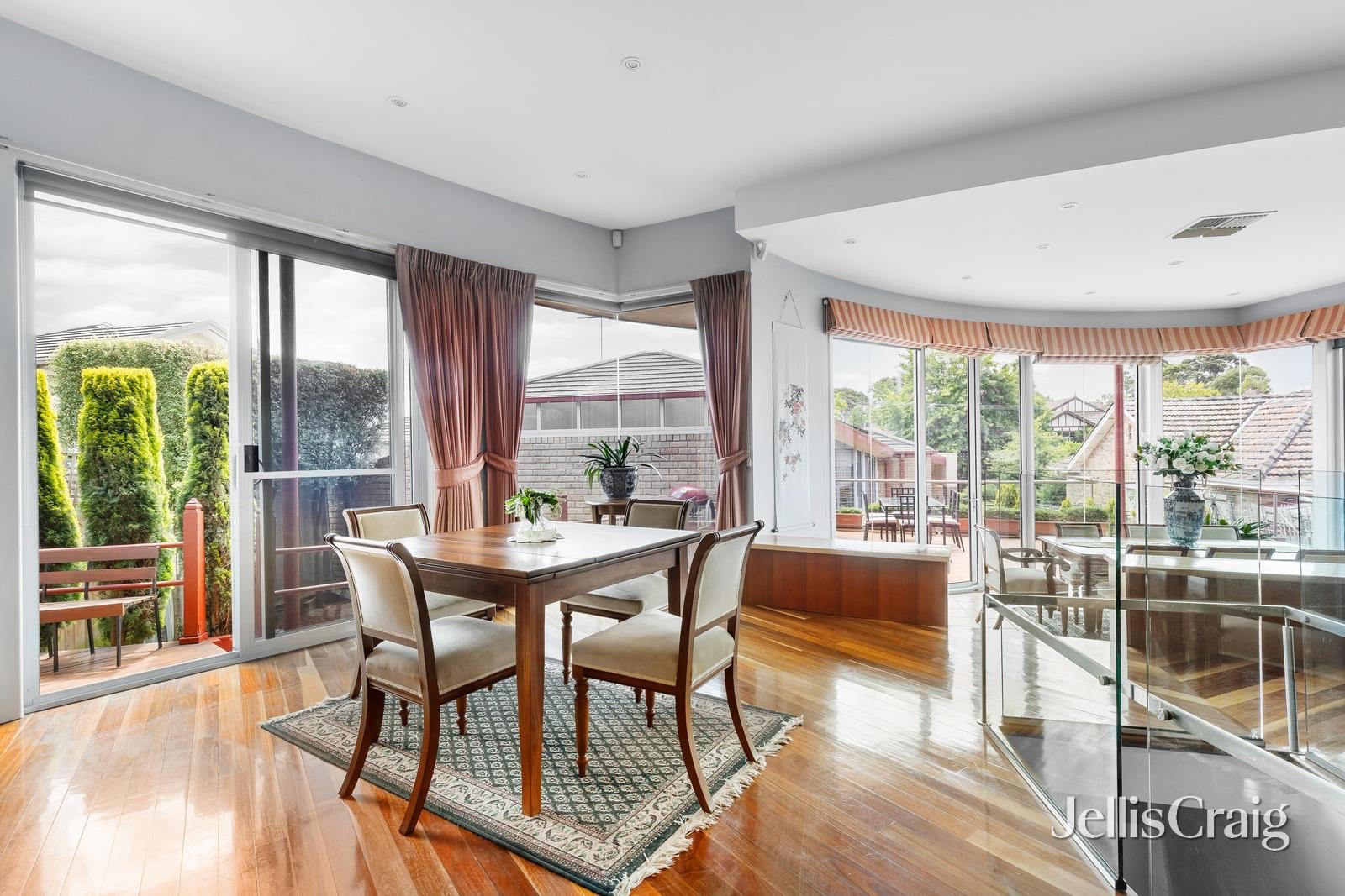 2/16 Lesley Street, Camberwell image 3