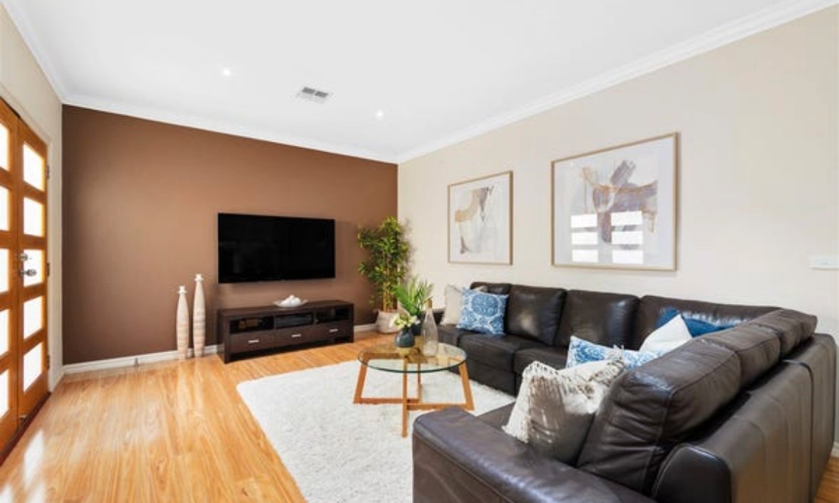 2/16 Maple Street, Mount Waverley image 2