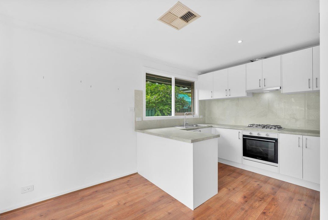 2/16 Middleborough Road, Burwood&nbsp;East image 3