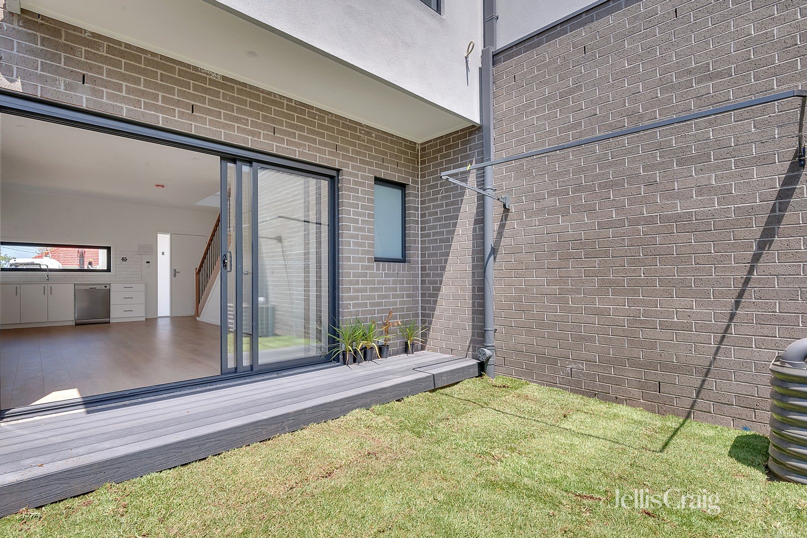 2/16 Mikado Street, Hadfield image 9