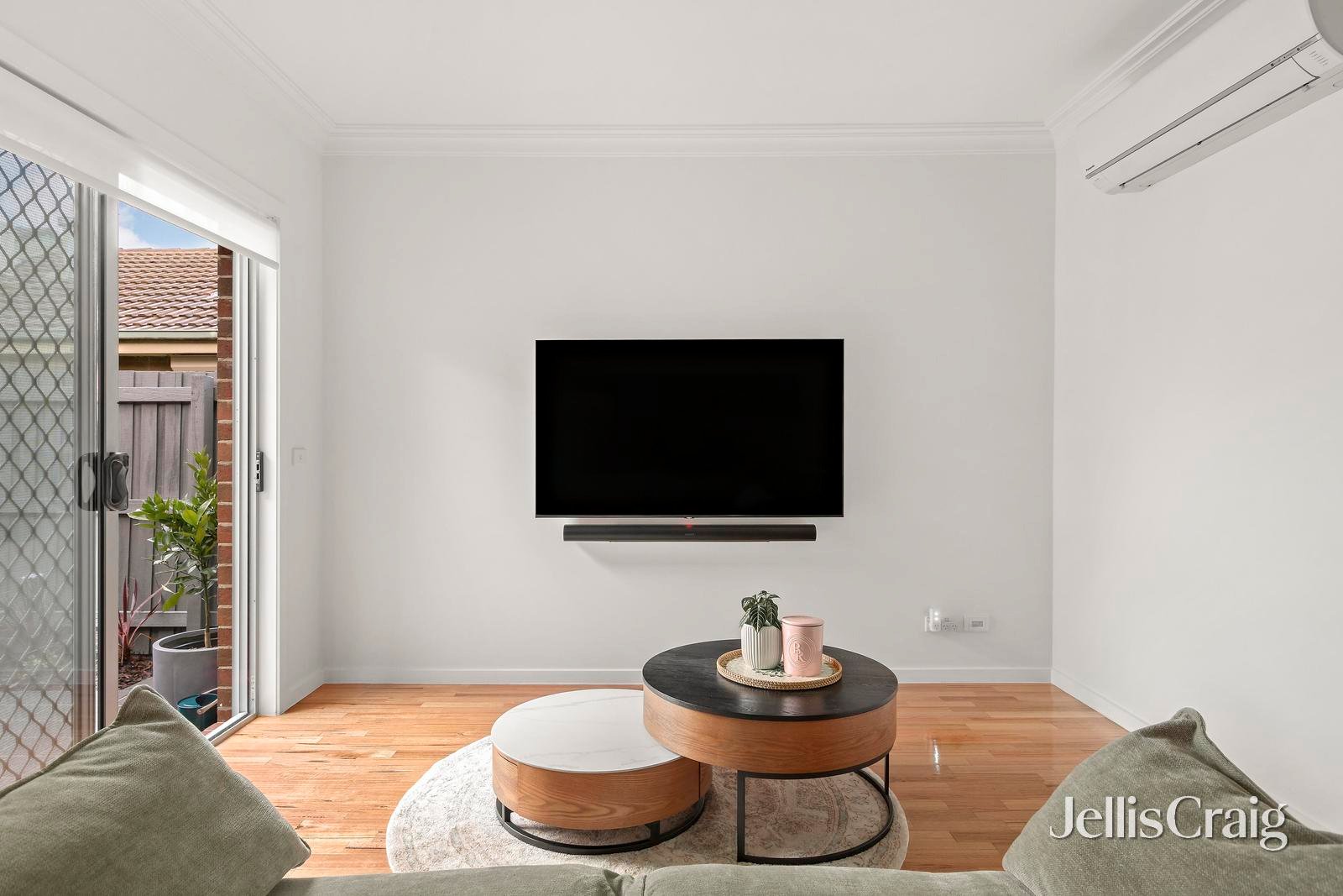 2/16 Pascoe Street, Pascoe&nbsp;Vale image 2