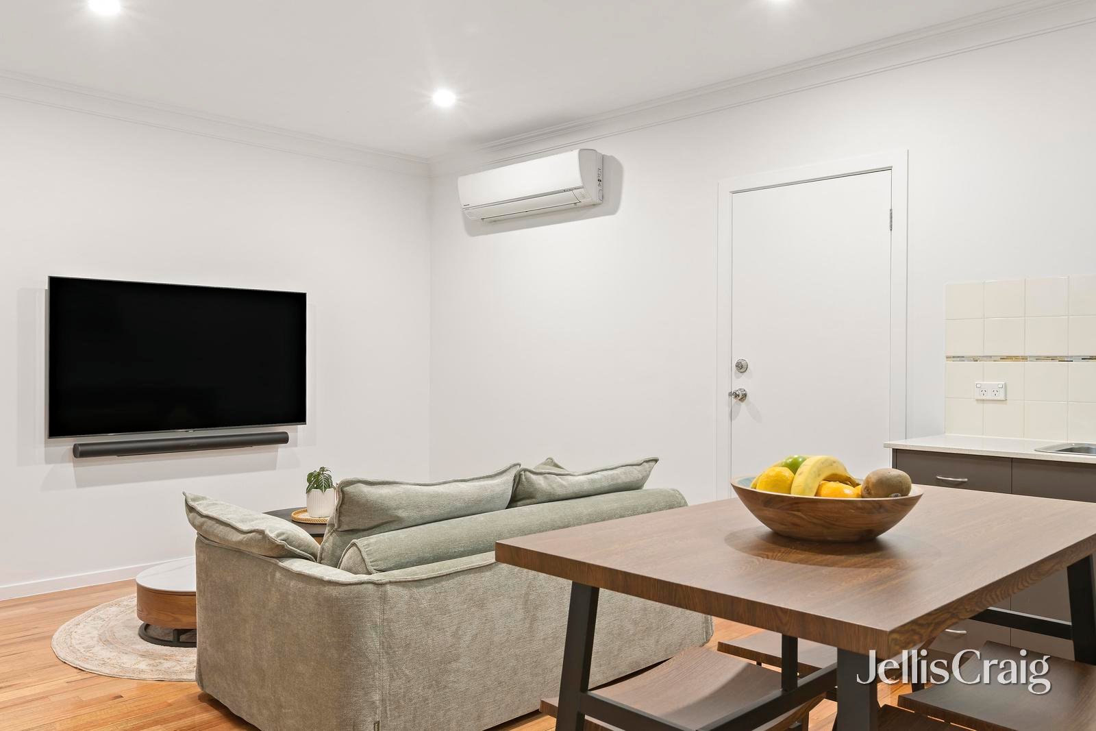2/16 Pascoe Street, Pascoe&nbsp;Vale image 3