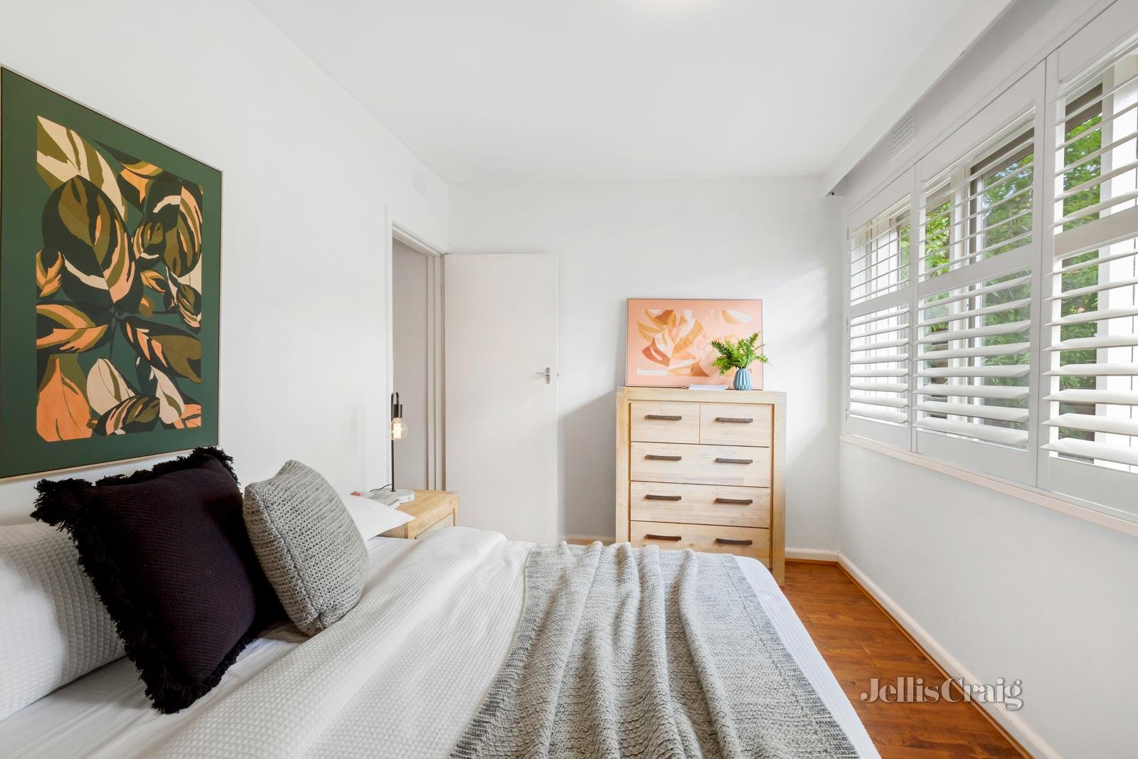 2/16 Payne Street, Caulfield North image 7