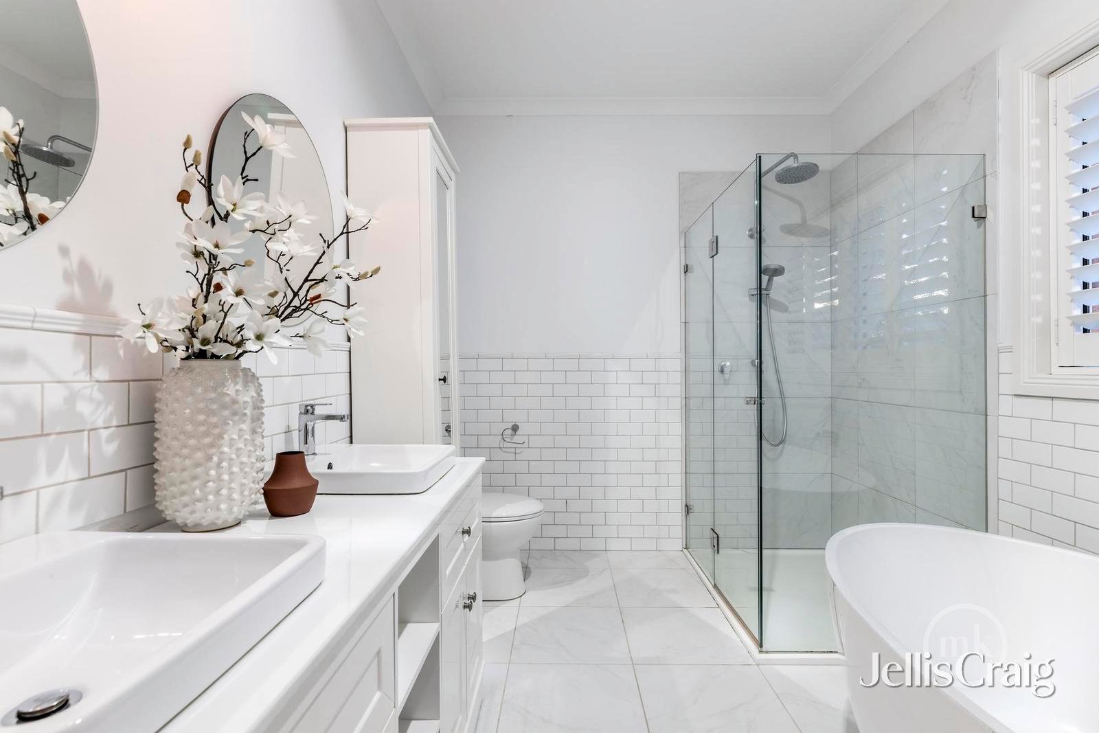 2/16 Piper Crescent, Eltham image 14