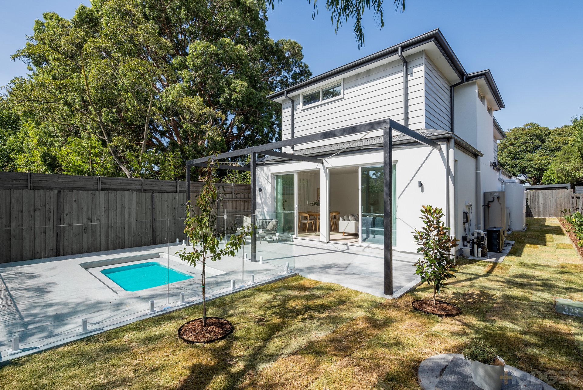 2 / 16 Robert Street Parkdale