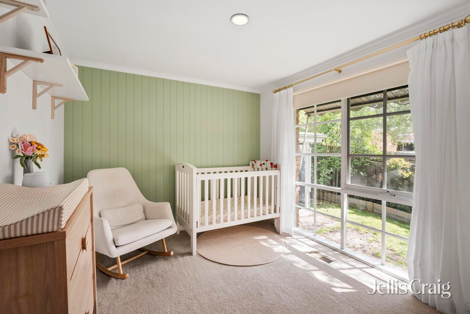 2/16 Scenic Avenue, Ringwood East image 7