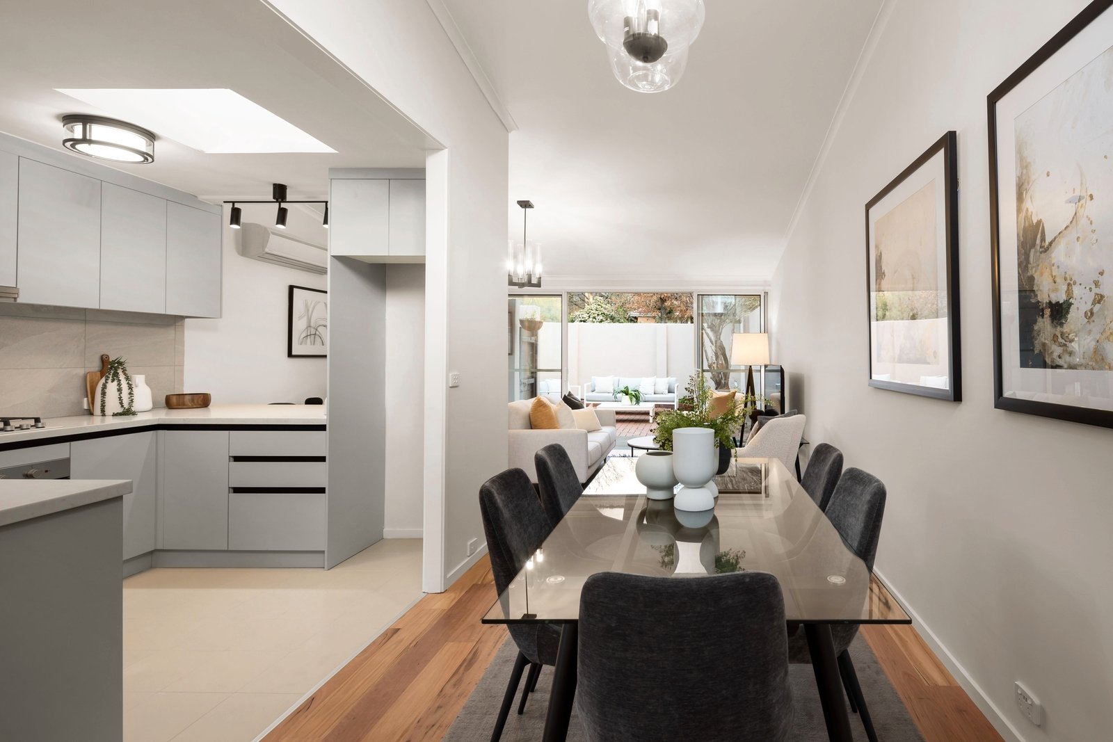 Property Gallery Thumbnail 6