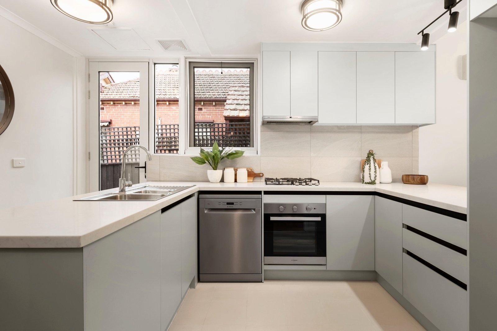 Property Gallery Thumbnail 7