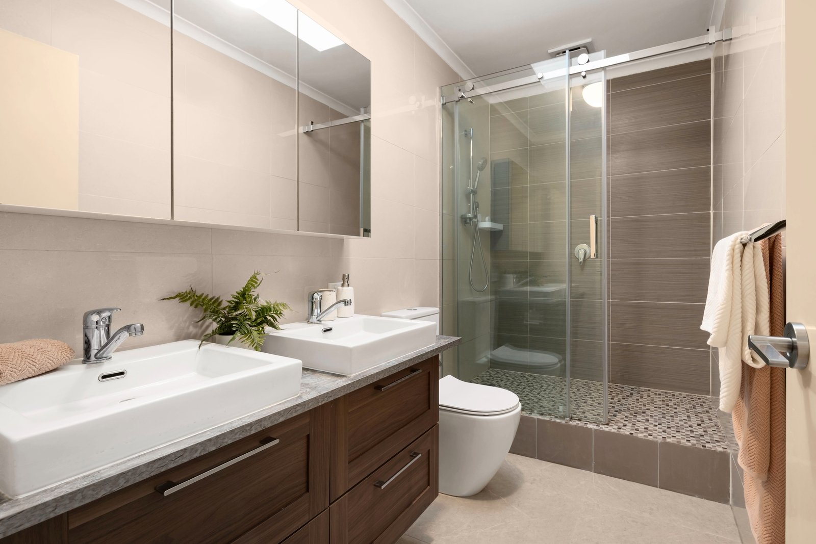 Property Gallery Thumbnail 10