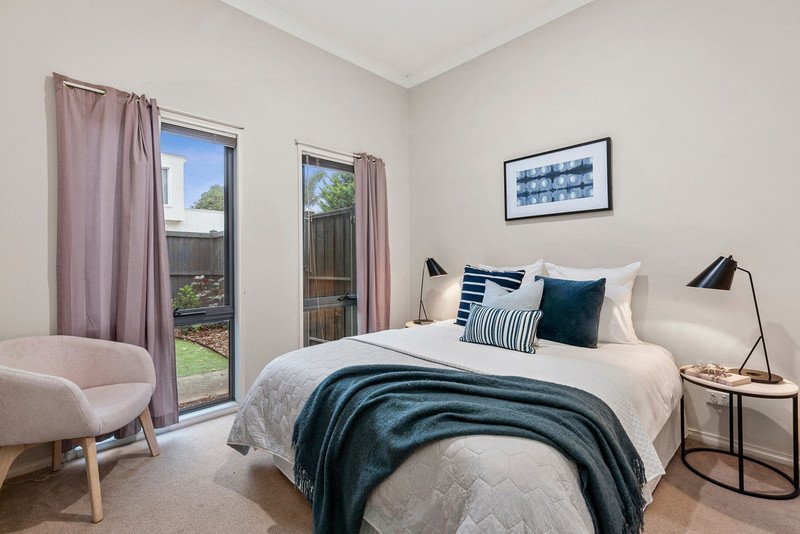2/16 Tarook Way, Mornington image 9