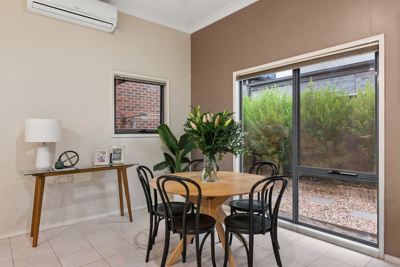 2/16 Tarook Way, Mornington image 4
