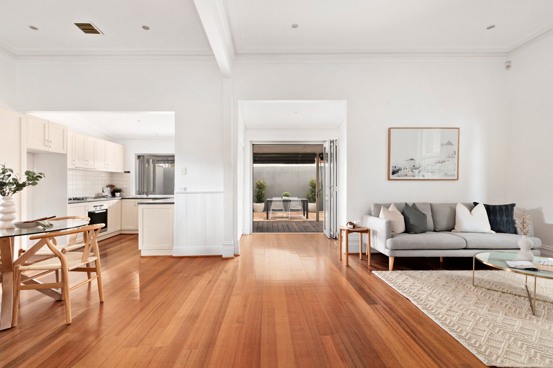 216 The Parade, Ascot Vale image 4