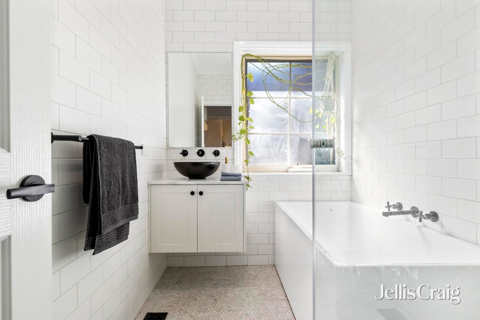 2/16 Therese Avenue, Mount&nbsp;Waverley image 9