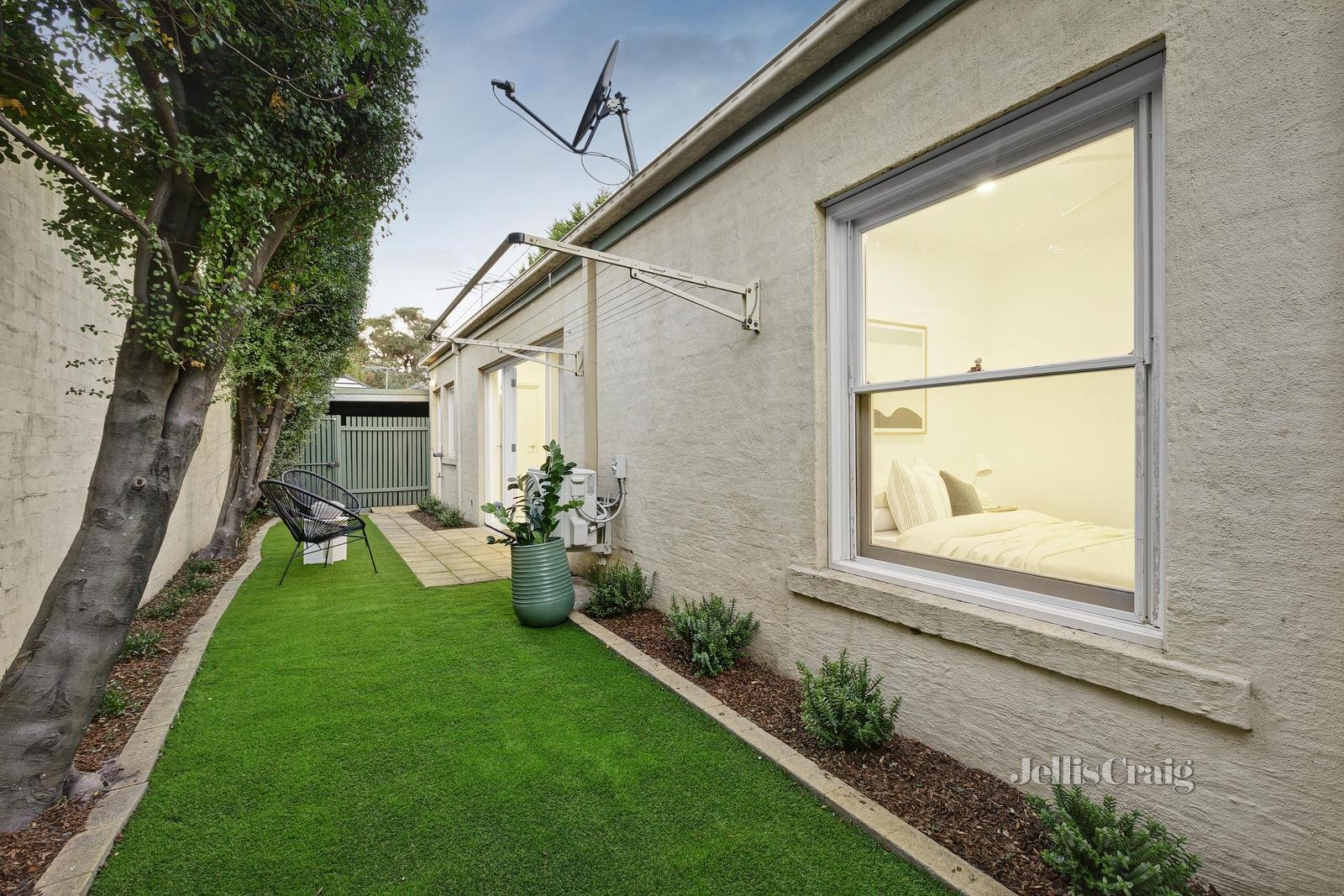 2/16 View Street, Highett image 12