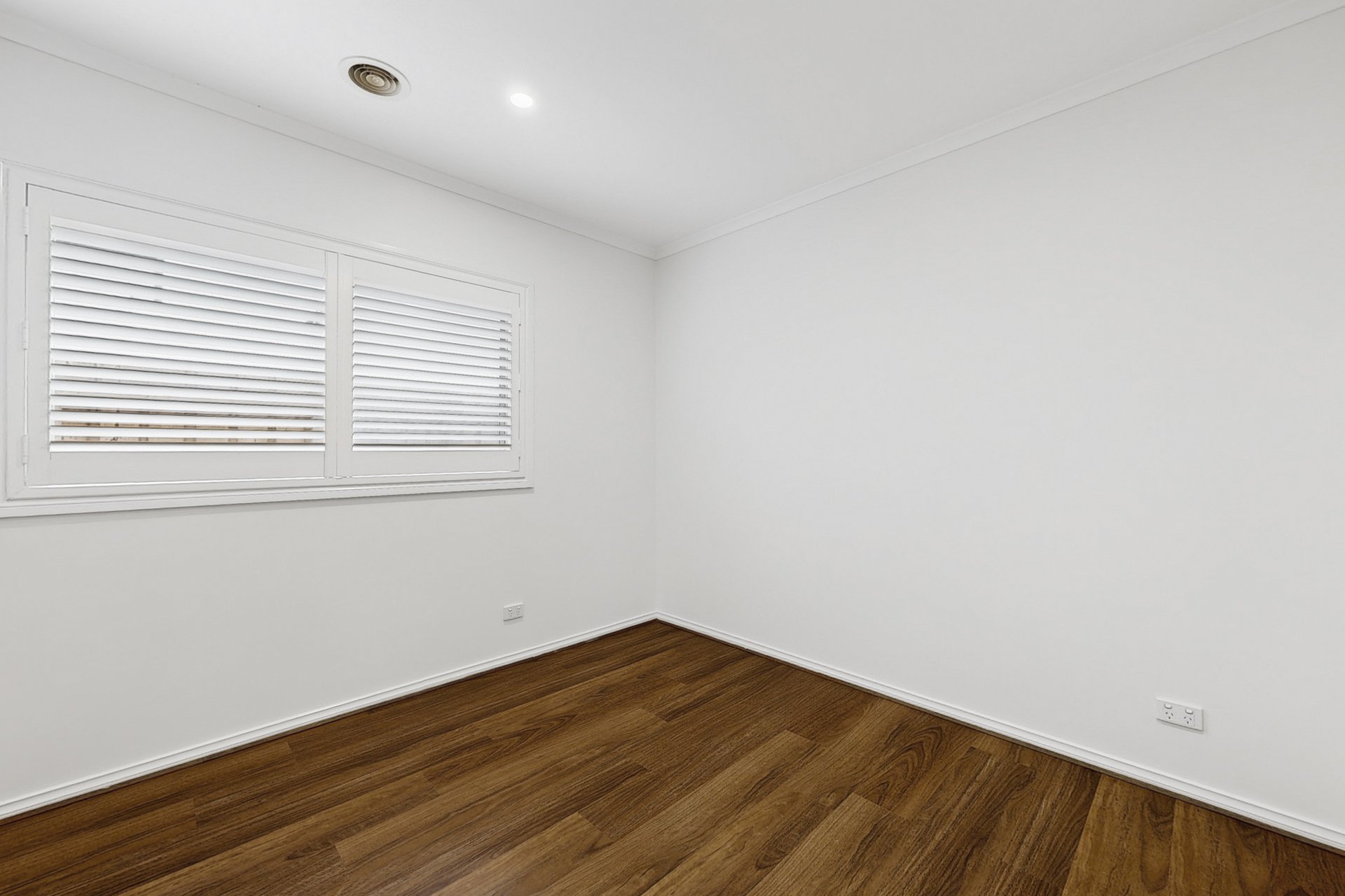 2/16 Wridgway Avenue, Burwood image 8