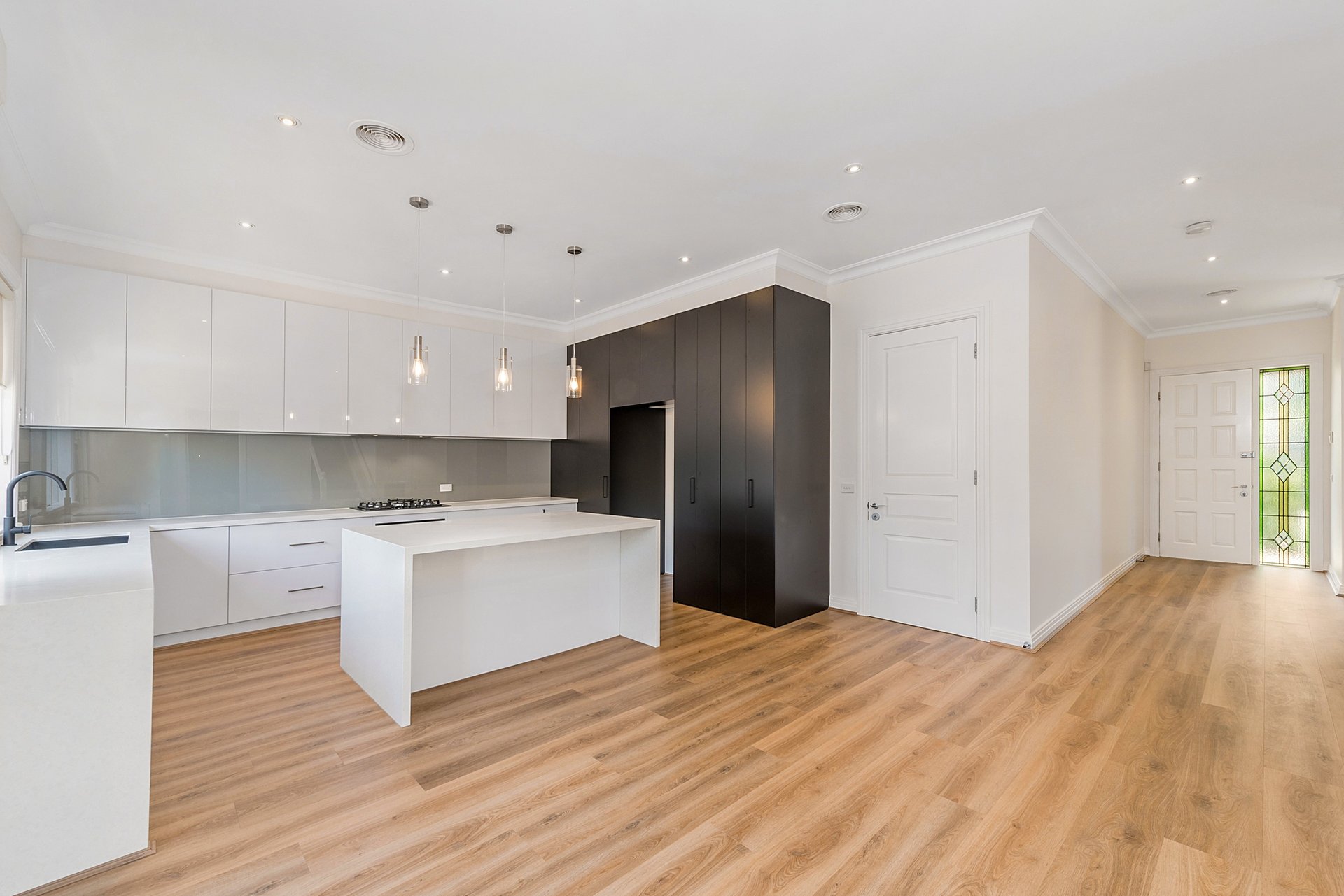 2/160 Church Street, Brighton image 3