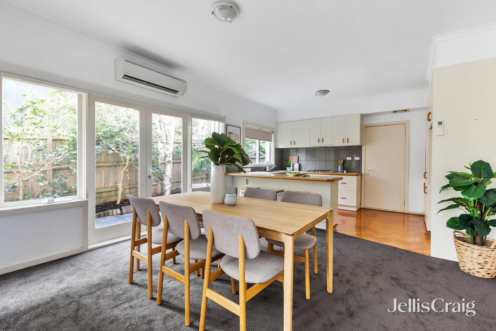 2/160 Peel Street, Kew image 4