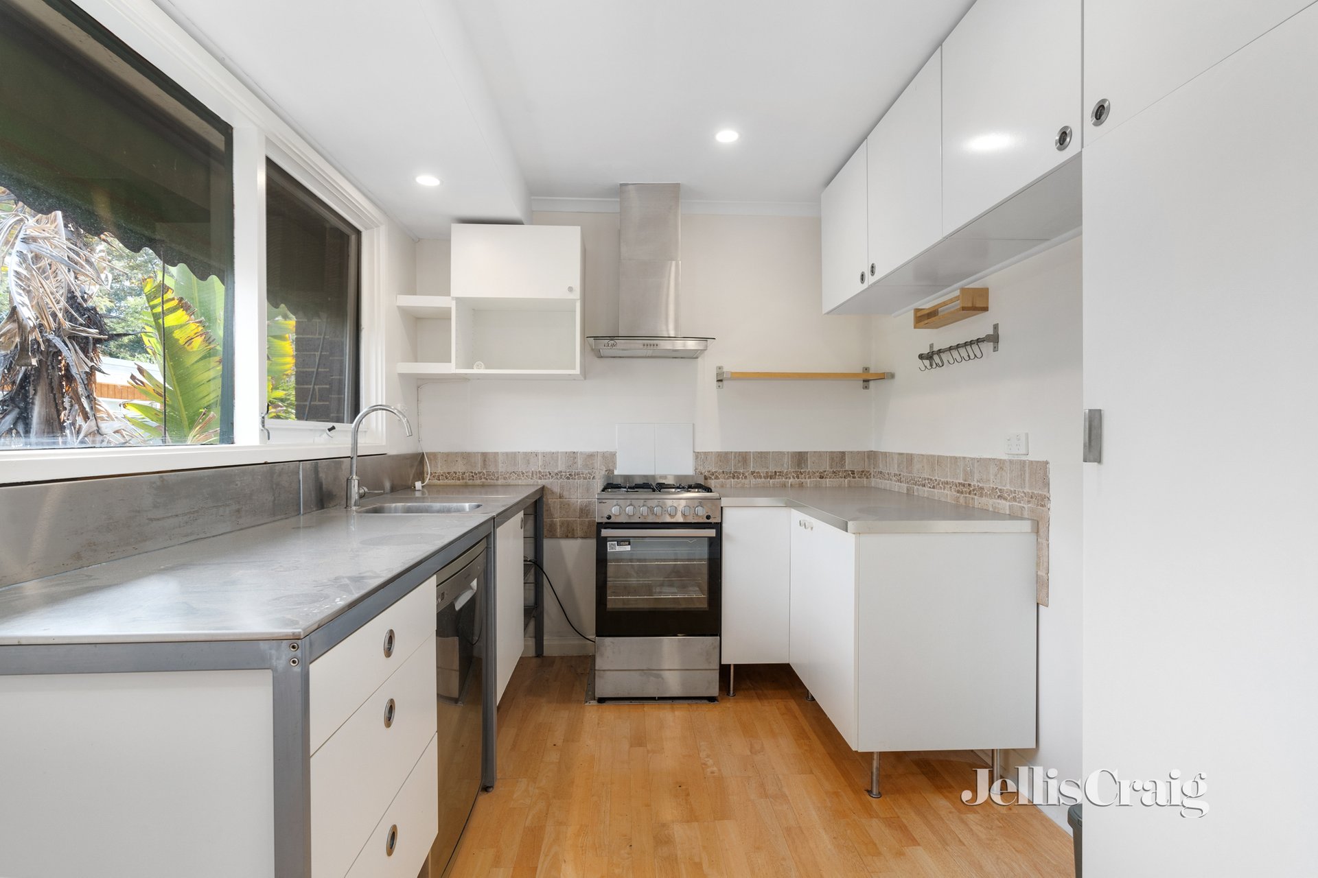 2/161 Main Road, Lower&nbsp;Plenty image 2