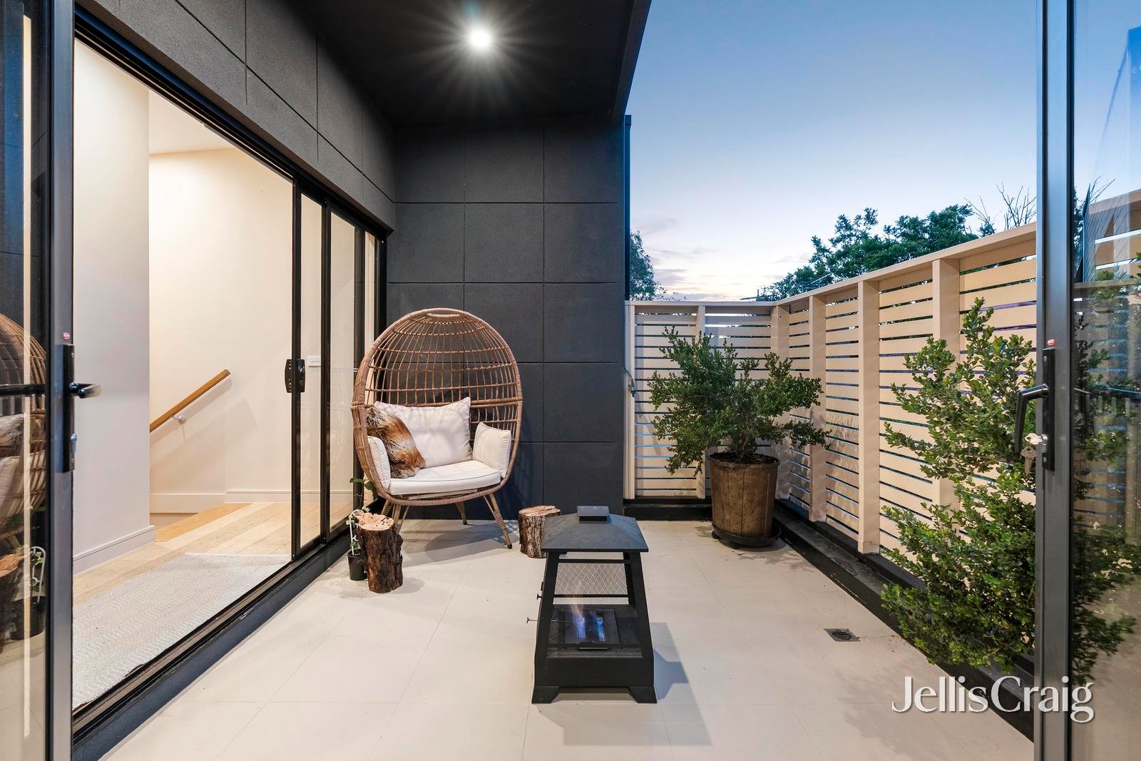 2/164 Nicholson Street, Brunswick&nbsp;East image 9