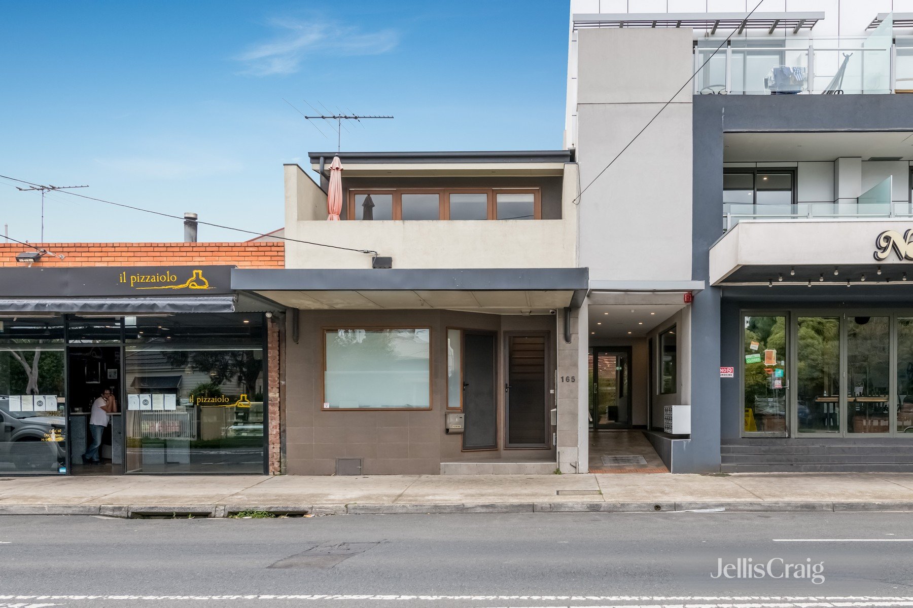 2/165 Darebin Road, Thornbury image 6