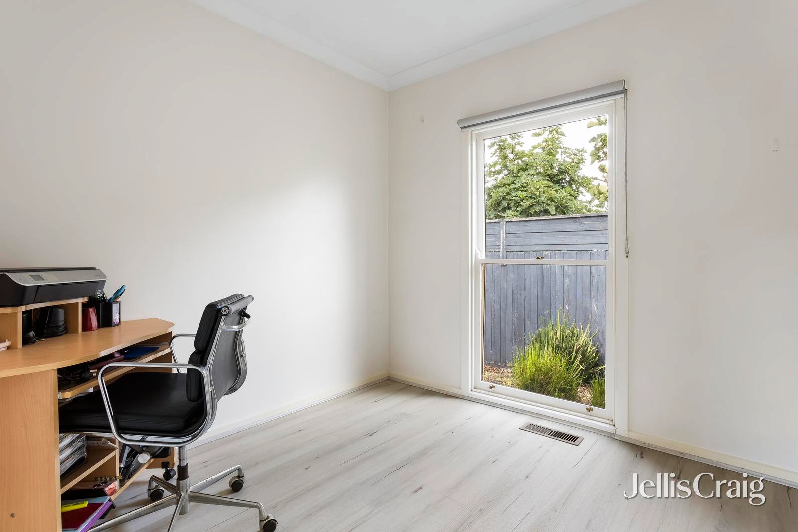 2/165 Miller Street, Thornbury image 9