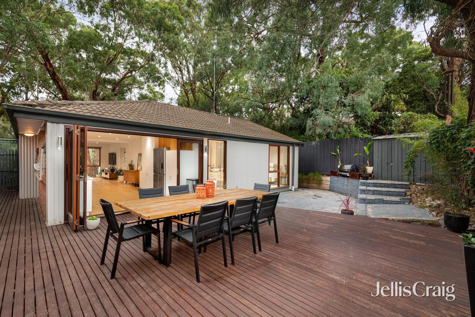 2/165 Rattray Road, Montmorency image 14