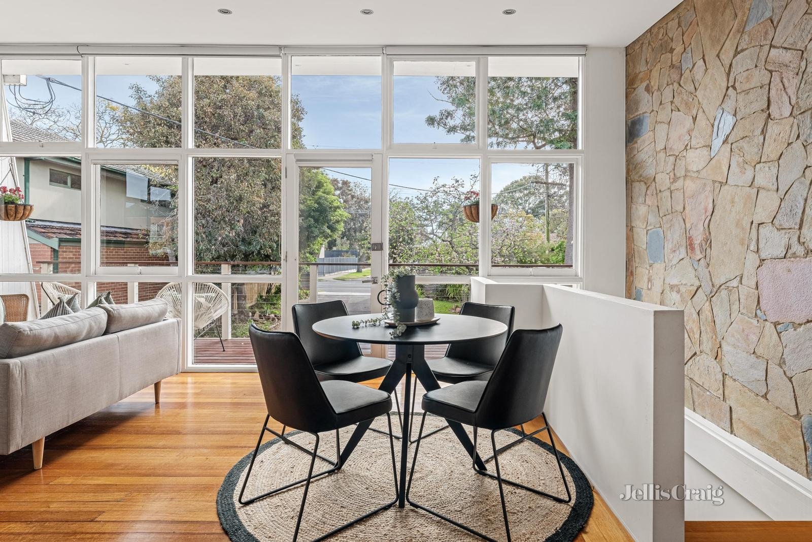 2/166 Charman Road, Mentone image 7