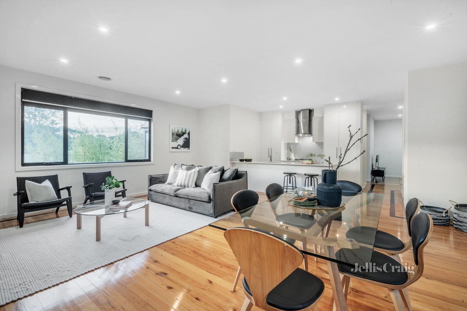 2/168 Rattray Road, Montmorency image 3