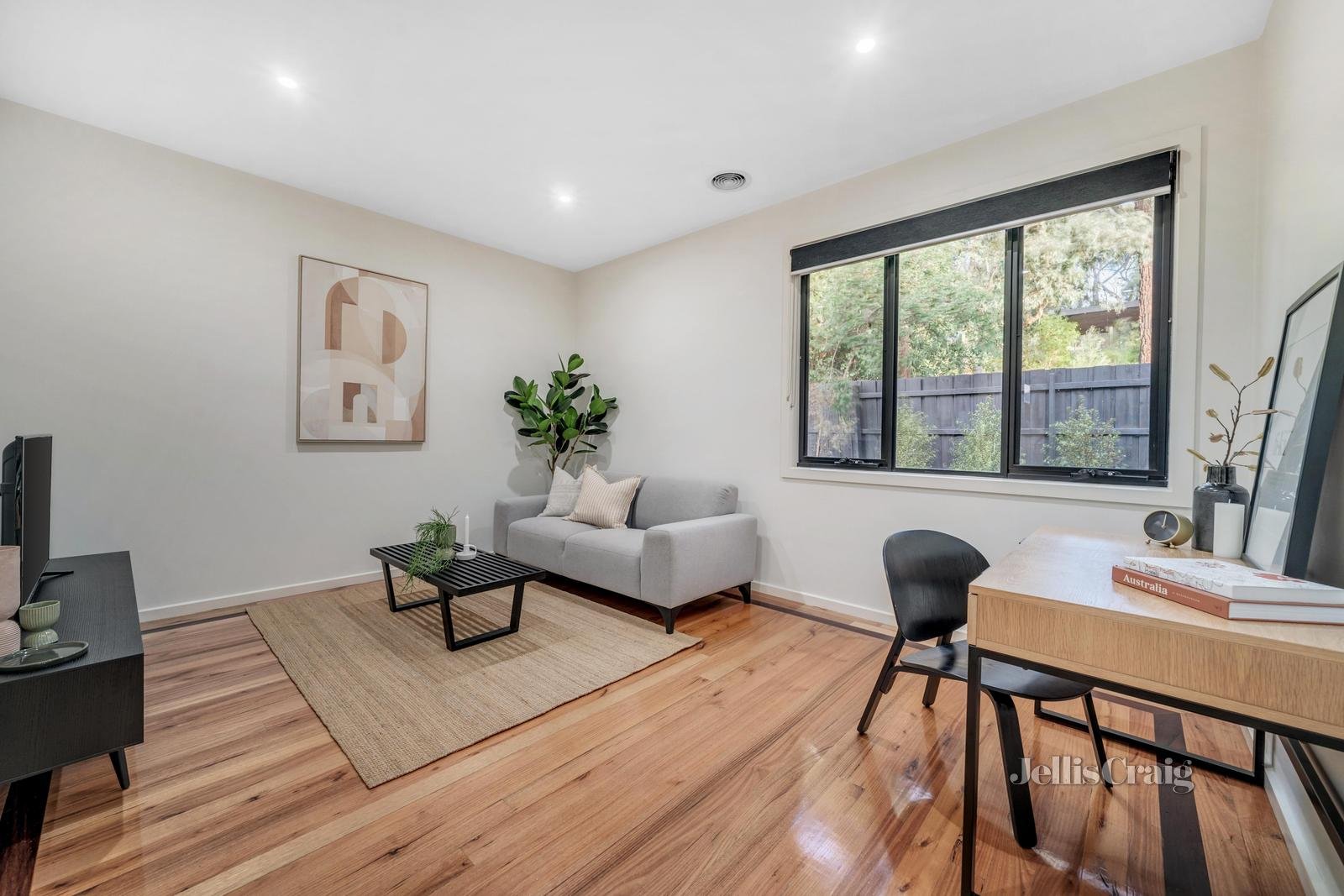 2/168 Rattray Road, Montmorency image 6