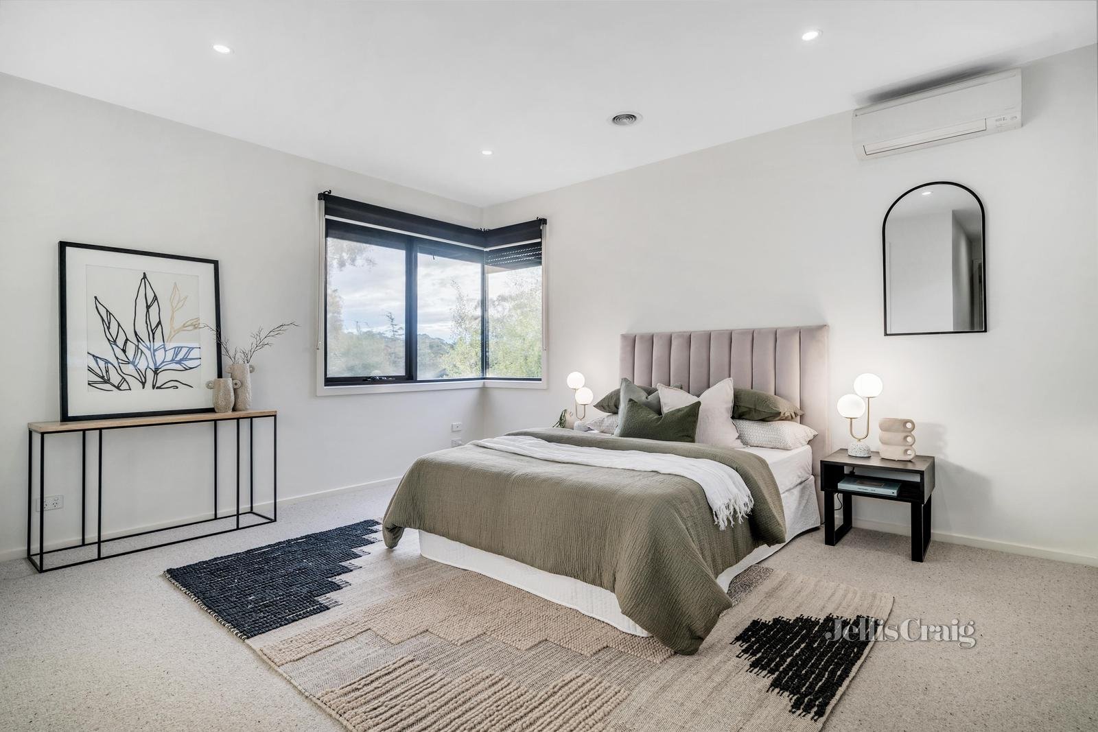 2/168 Rattray Road, Montmorency image 7