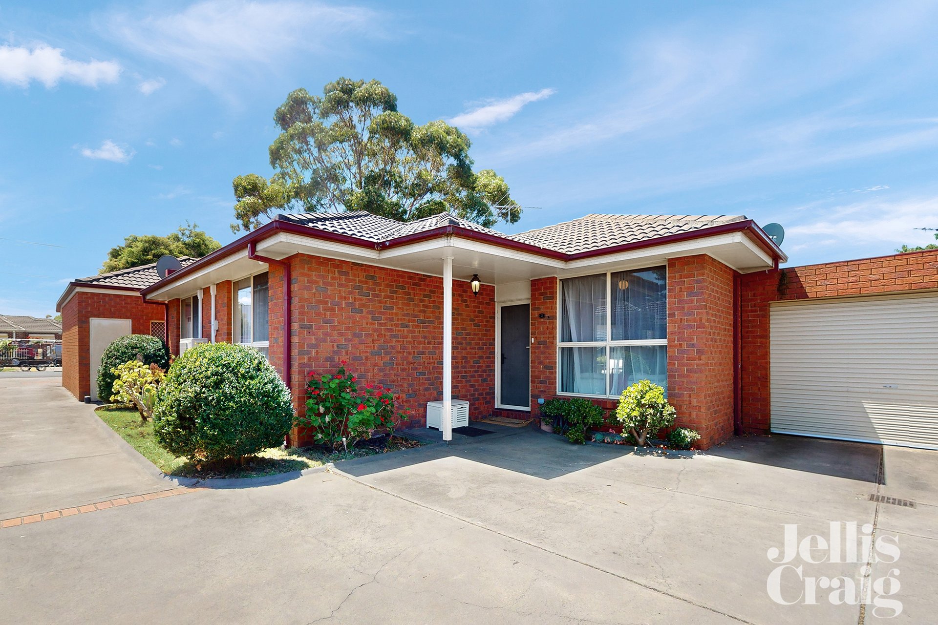 2/169 Glenroy Road, Glenroy image 1